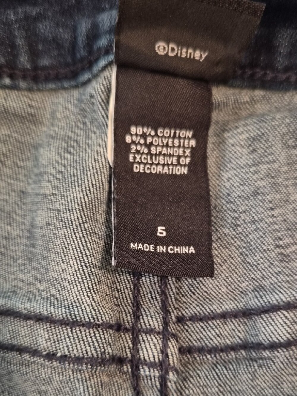 Disney Kissing Mickey/Minnie Jeans- Size 5 - Picture 9 of 9